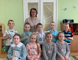 Итоговое занятие по познавательному развитию «Клуб юных знатоков» в старшей логопедической группе №11 Итоговое занятие по познавательному развитию «Клуб юных знатоков» в старшей логопедической группе №11.